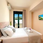 Eliomar Am By Interhome خانيا